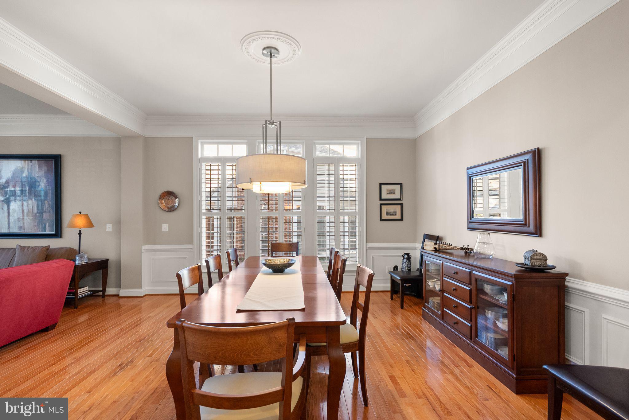 LANSDOWNE ON THE POTOMAC - Residential