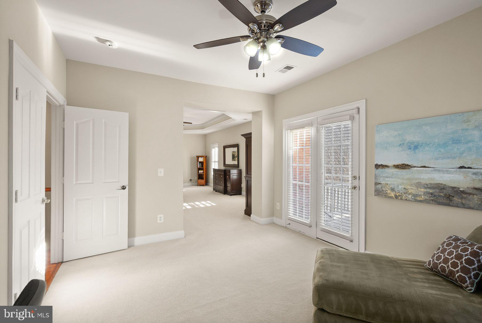 LANSDOWNE ON THE POTOMAC - Residential