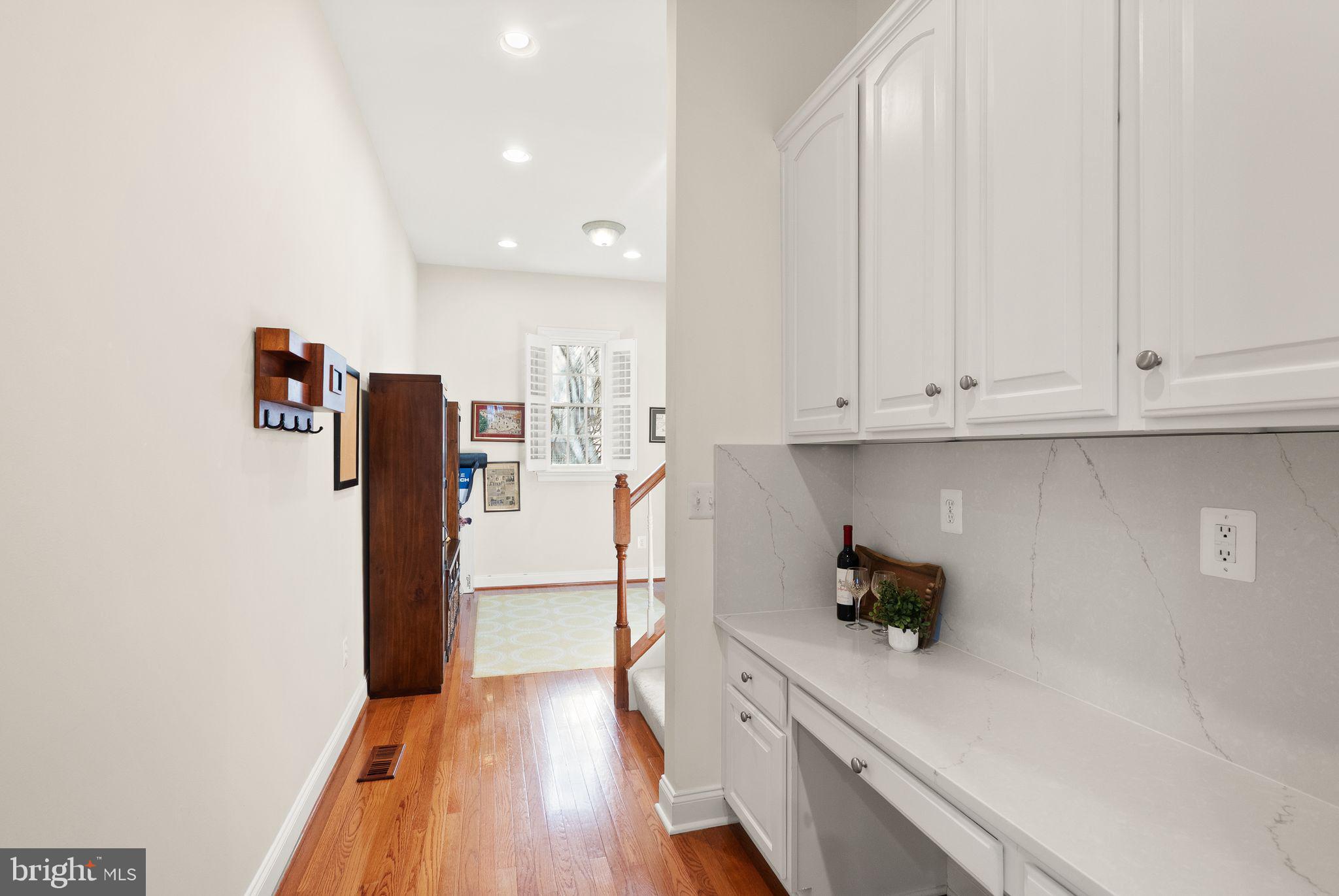 LANSDOWNE ON THE POTOMAC - Residential