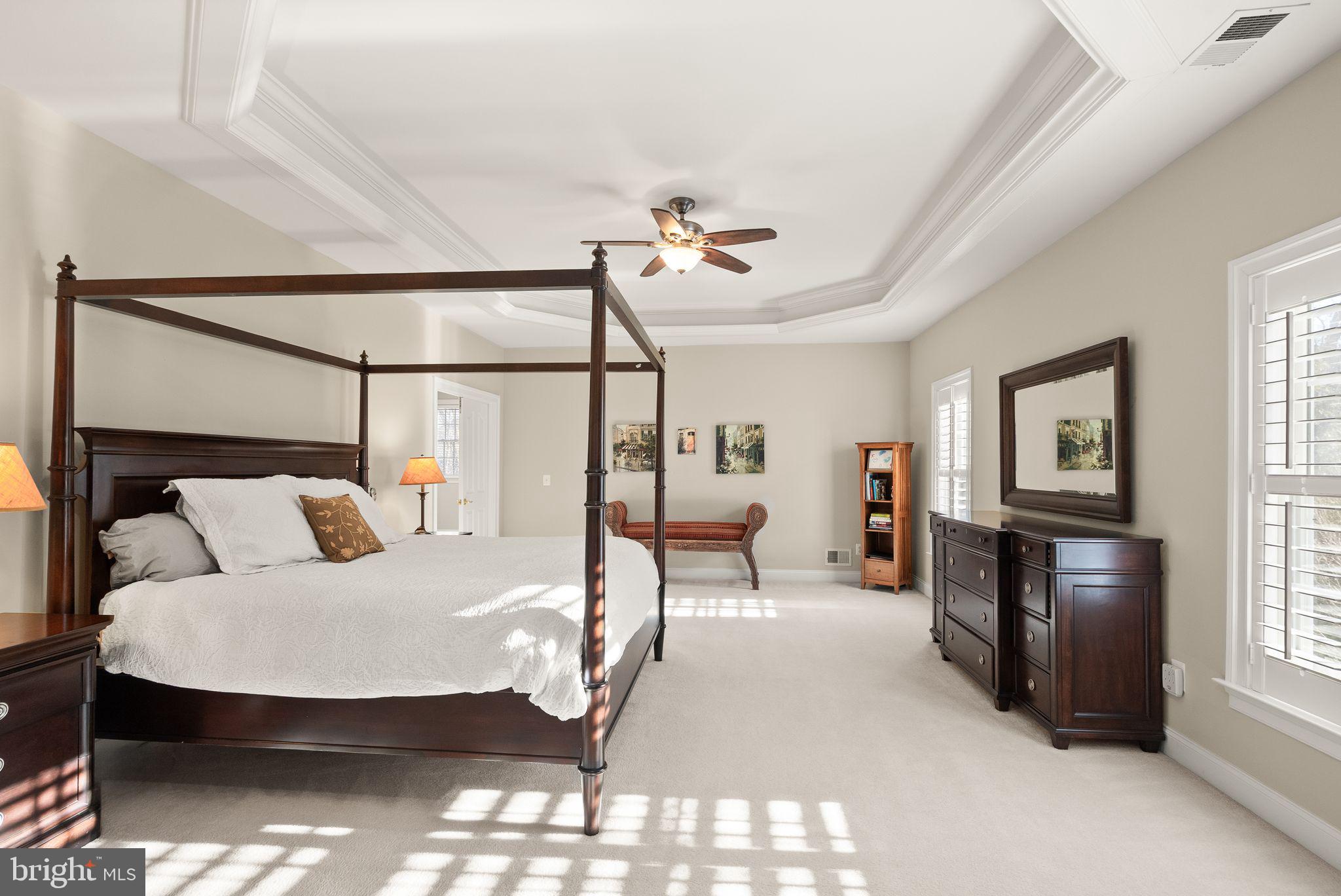 LANSDOWNE ON THE POTOMAC - Residential