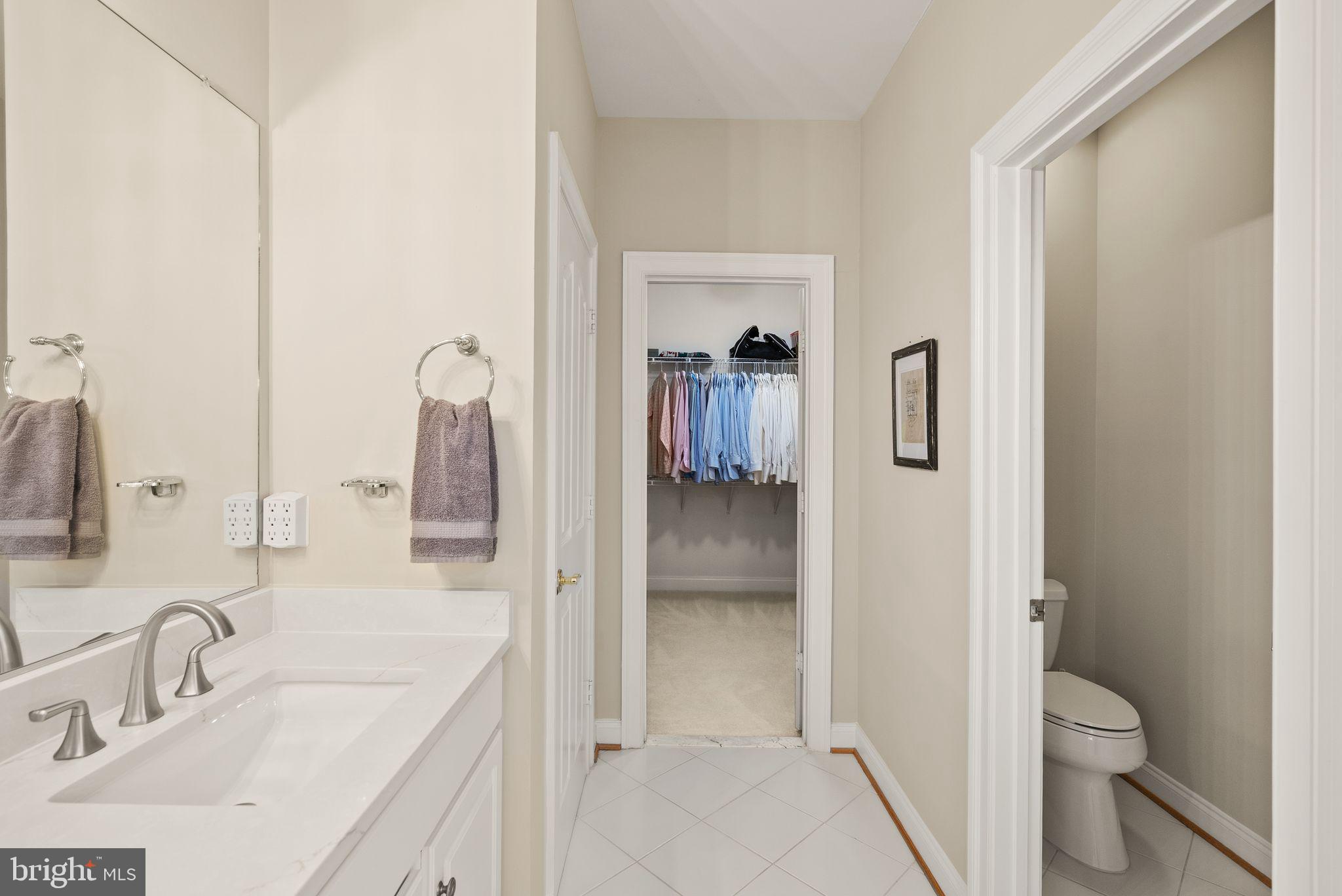 LANSDOWNE ON THE POTOMAC - Residential