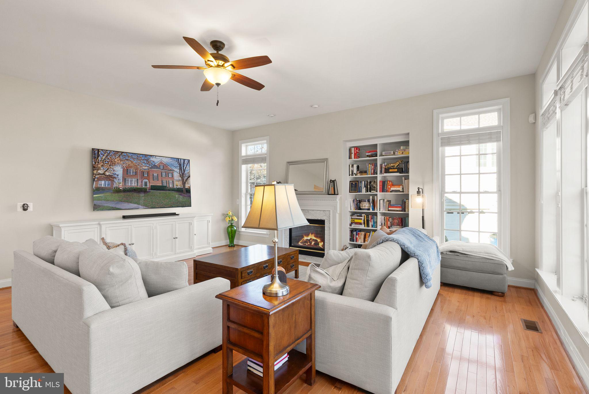 LANSDOWNE ON THE POTOMAC - Residential