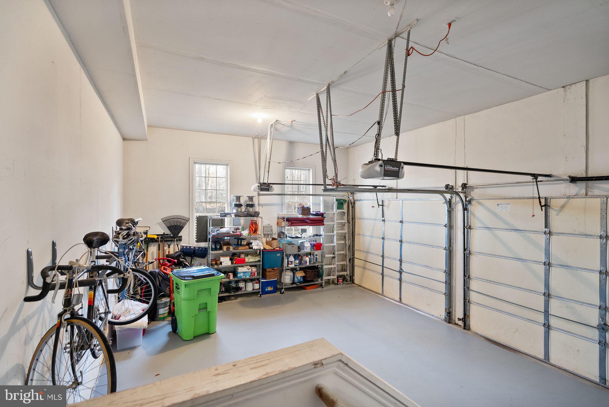 LANSDOWNE ON THE POTOMAC - Residential