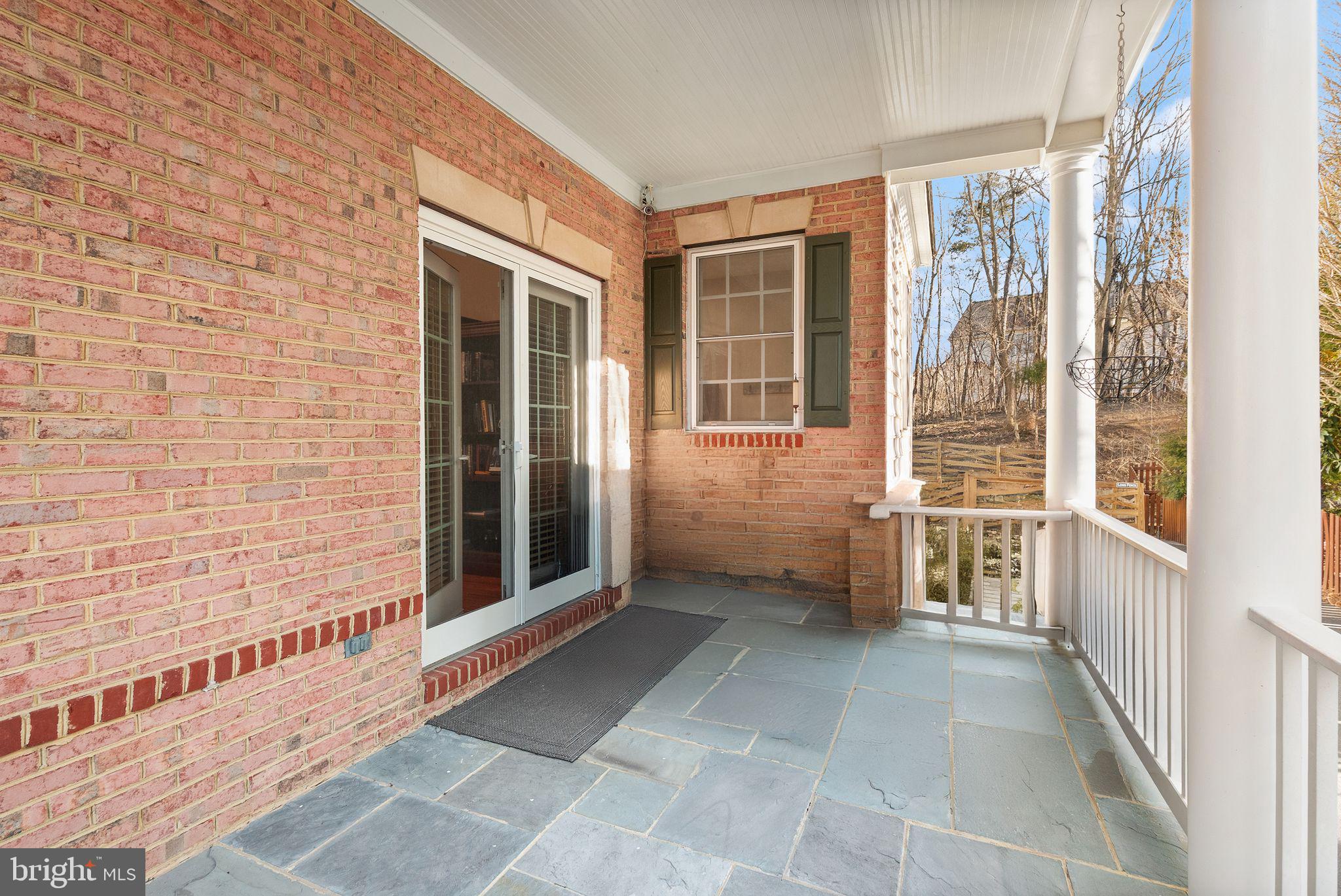 LANSDOWNE ON THE POTOMAC - Residential