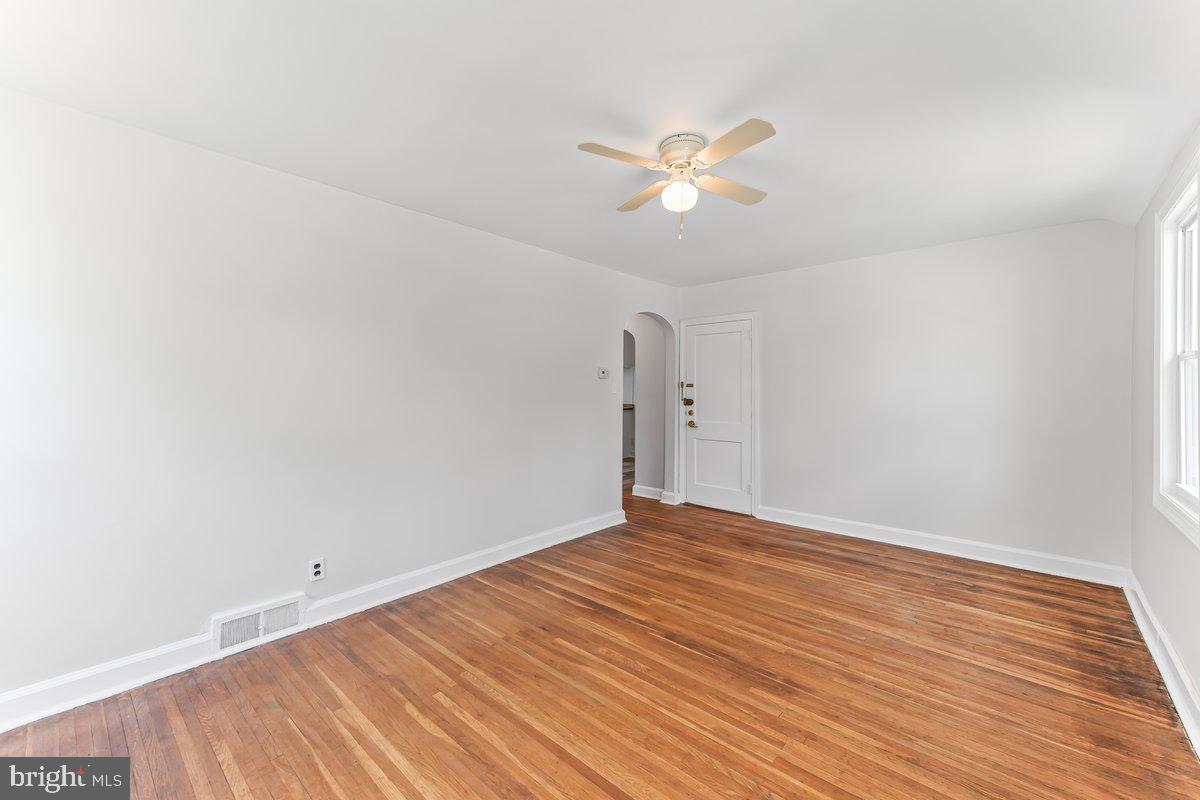 PILGRIM GDNS - Residential Lease