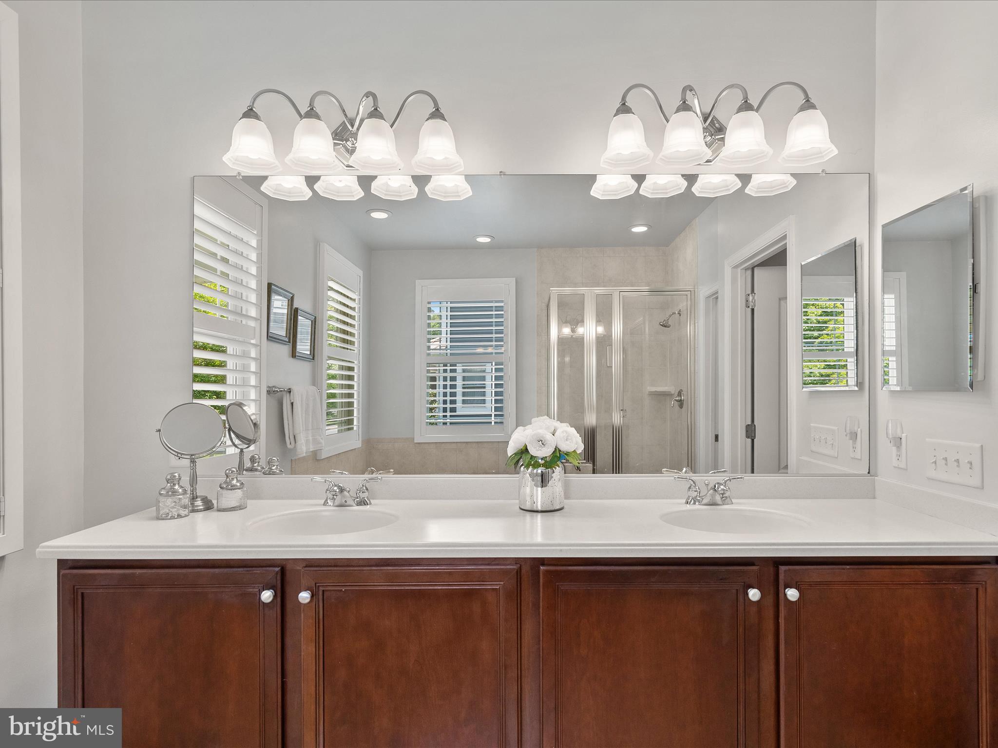 GLEN RIDDLE - Residential