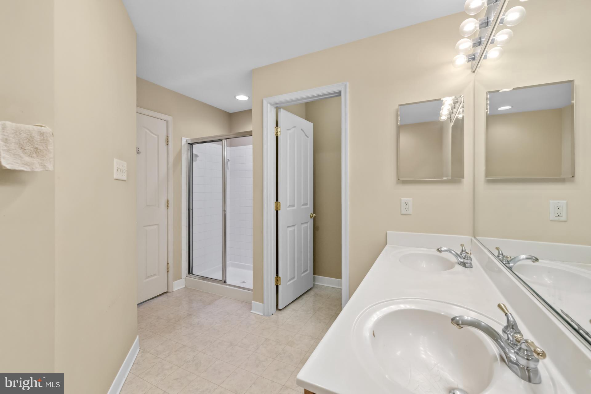 HARMANS FARM - Residential