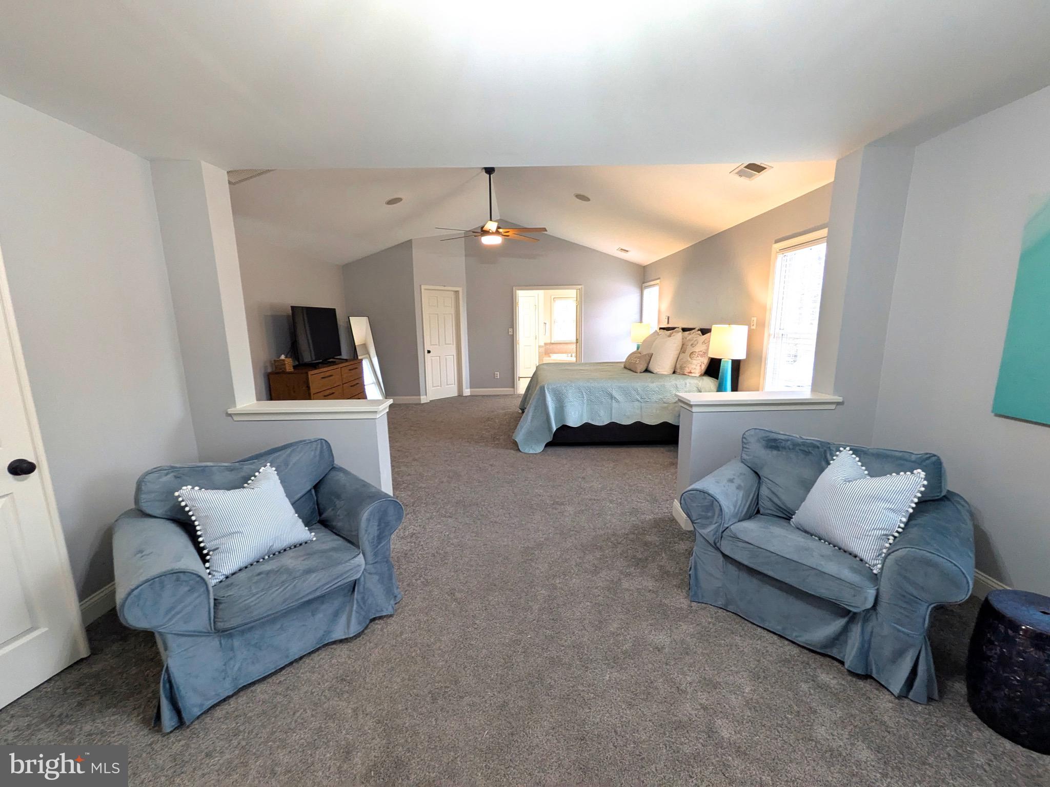 ASHLEIGH MANOR SOUTH - Residential