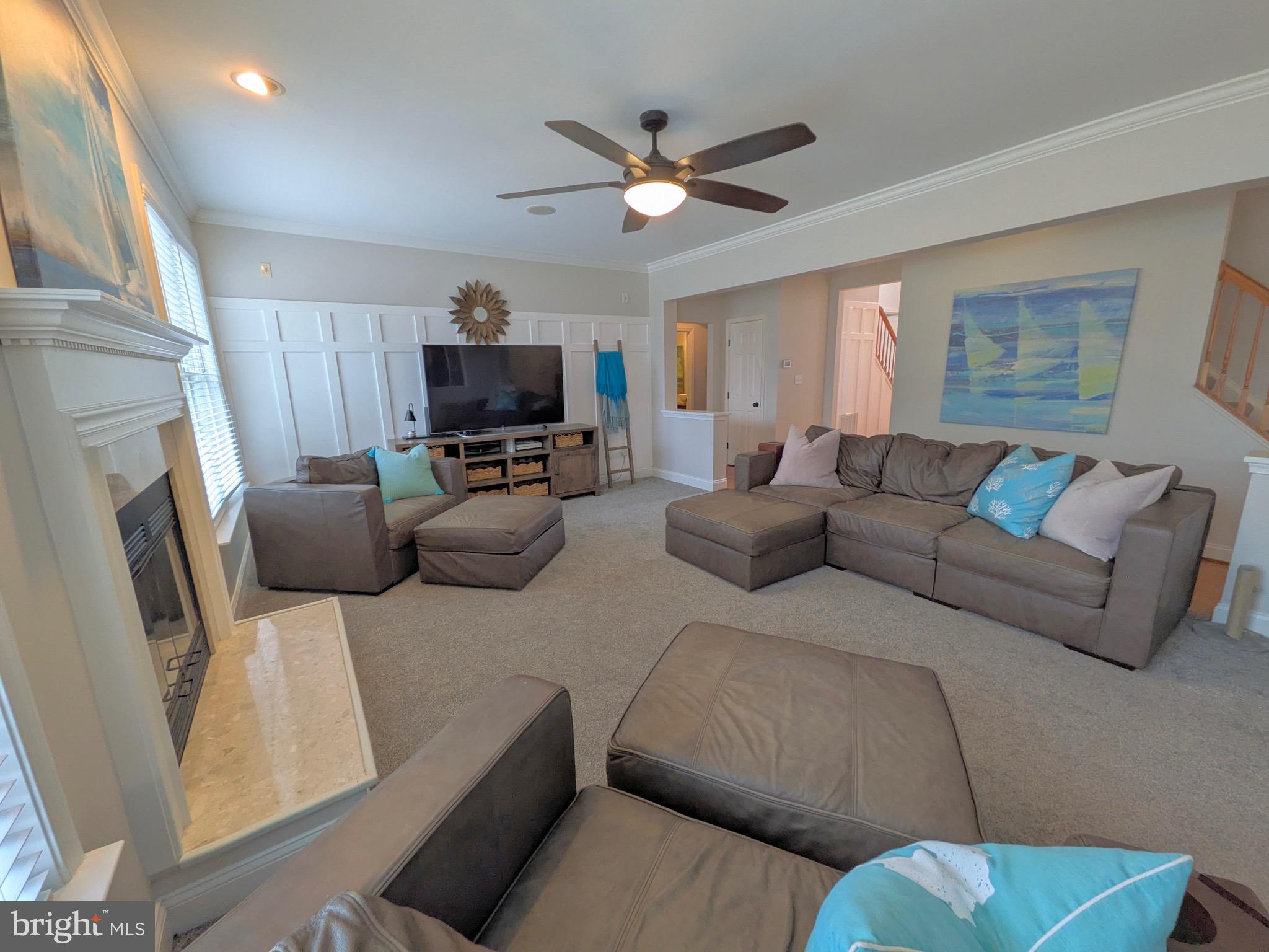 ASHLEIGH MANOR SOUTH - Residential