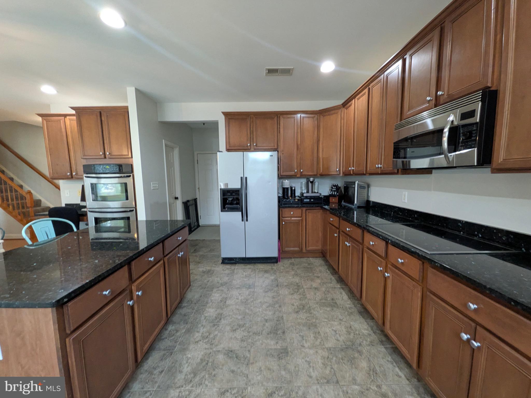 ASHLEIGH MANOR SOUTH - Residential