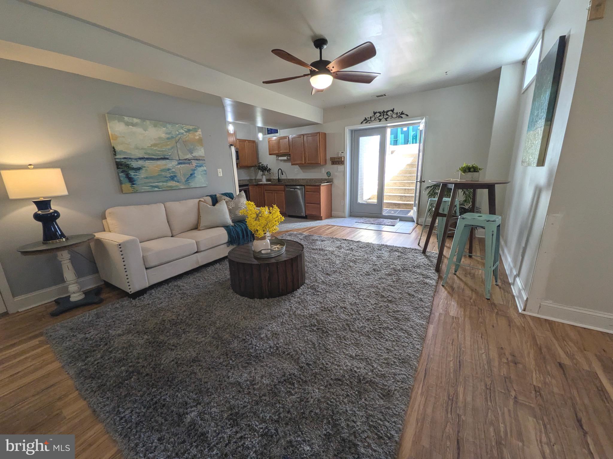 ASHLEIGH MANOR SOUTH - Residential