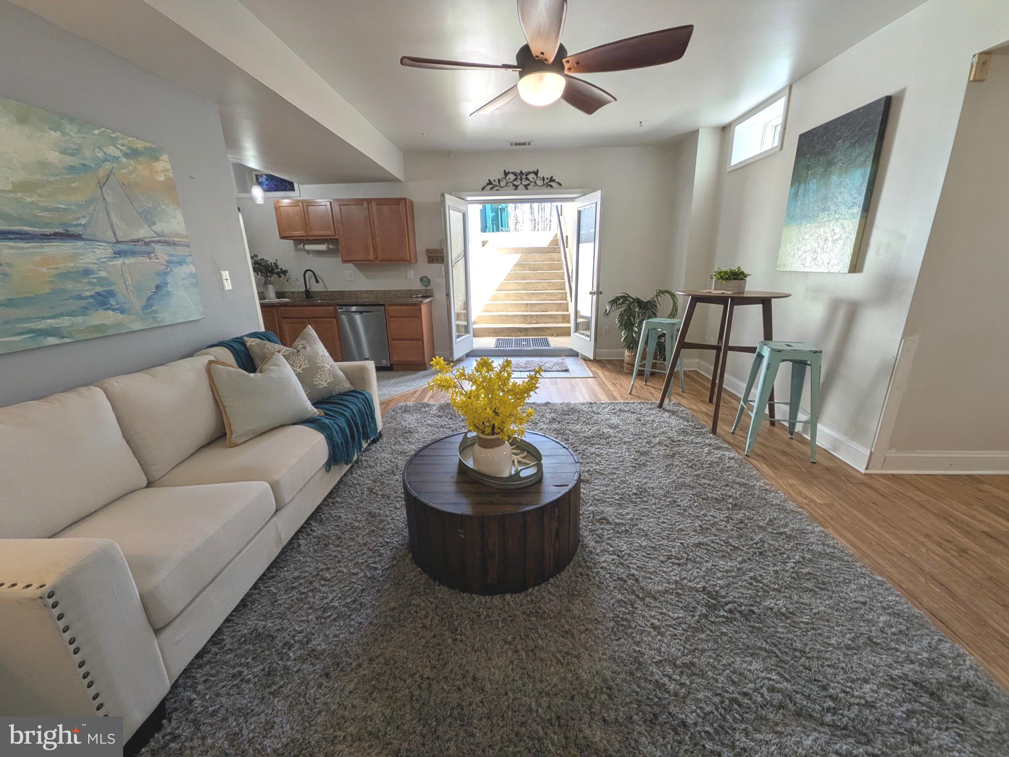 ASHLEIGH MANOR SOUTH - Residential