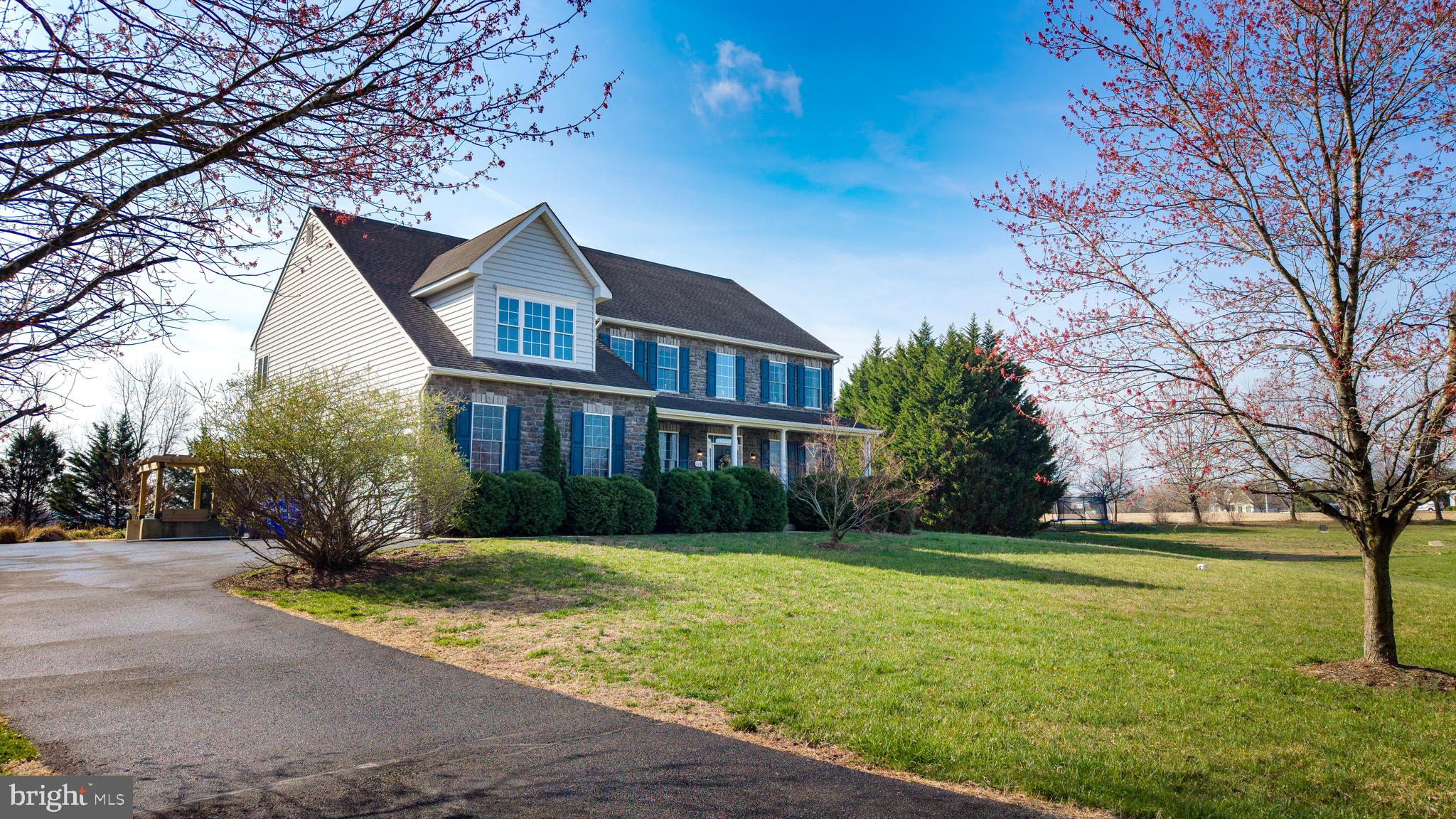 ASHLEIGH MANOR SOUTH - Residential