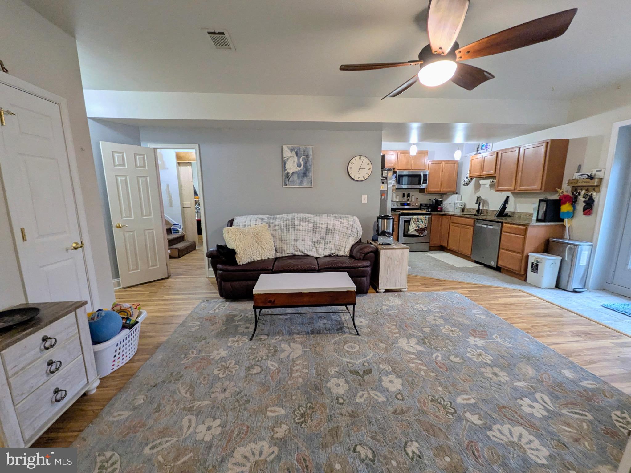 ASHLEIGH MANOR SOUTH - Residential