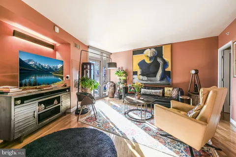 555 Massachusetts Avenue NW Unit 901, Washington, DC 20001 - MLS#: DCDC2184212