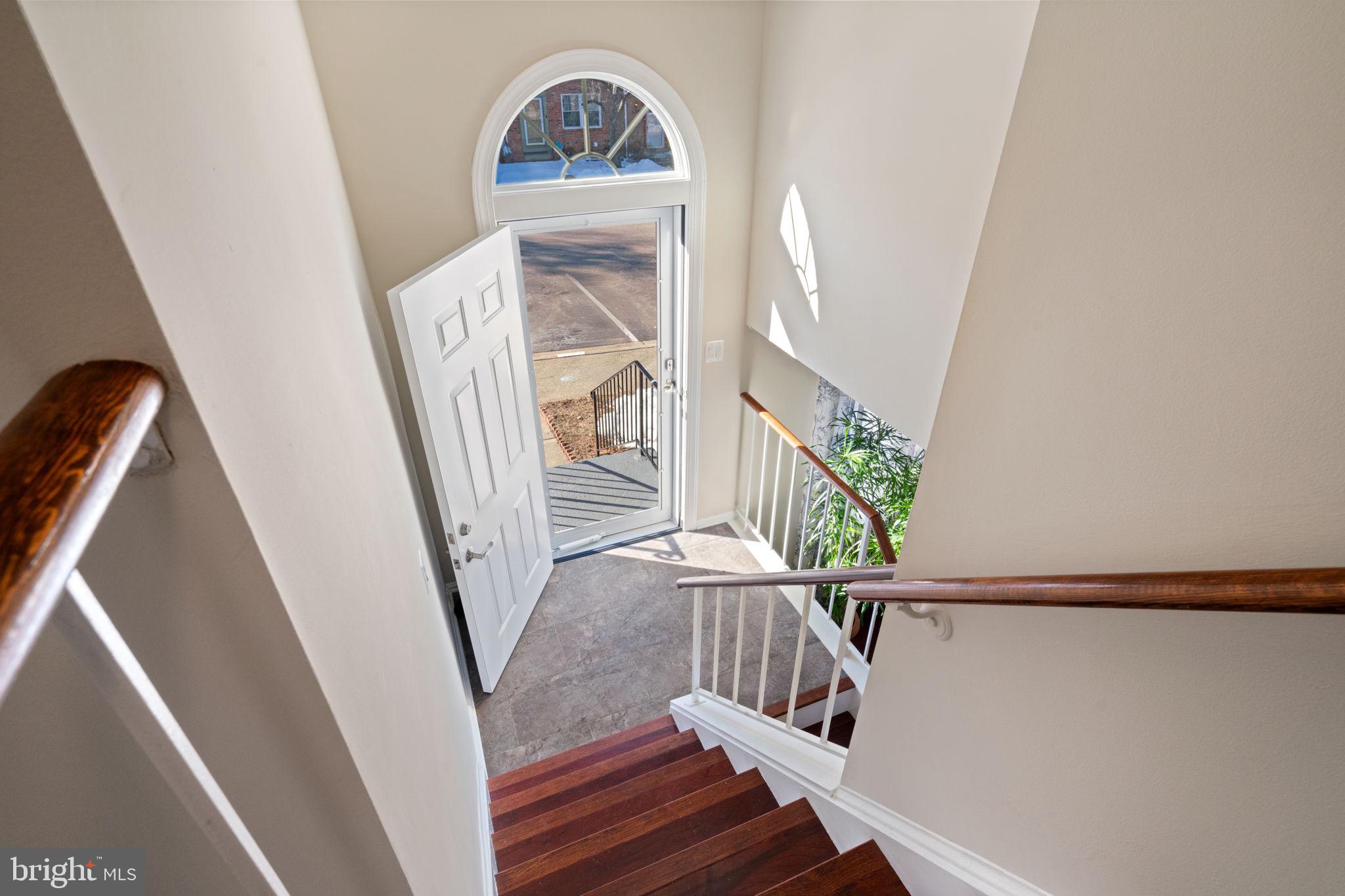 THOUSAND OAKS - Residential