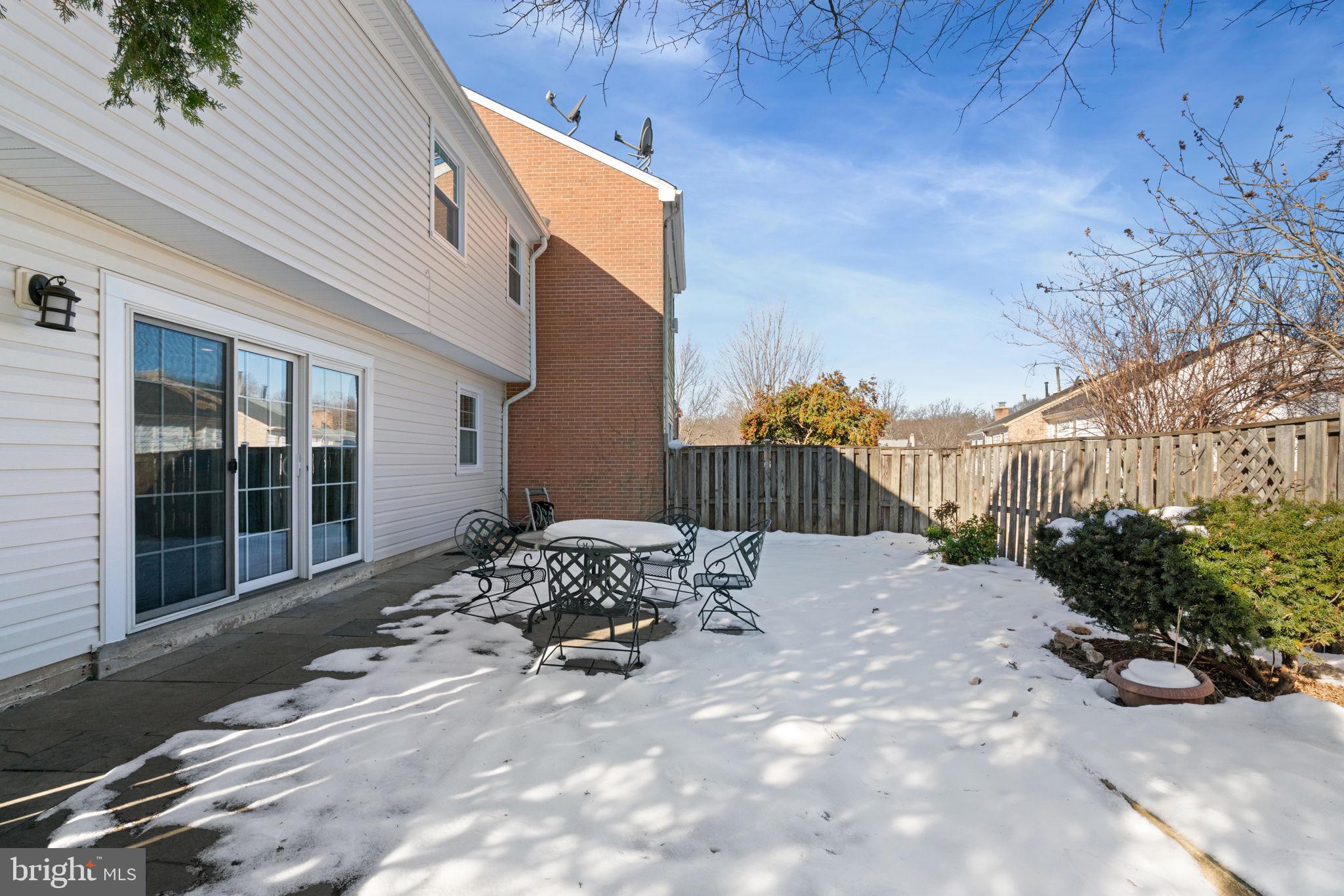 THOUSAND OAKS - Residential