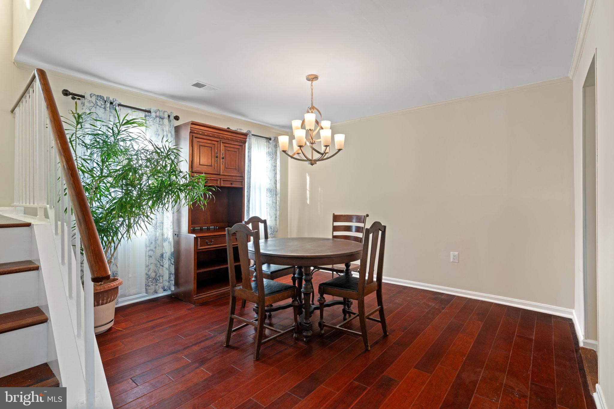 THOUSAND OAKS - Residential