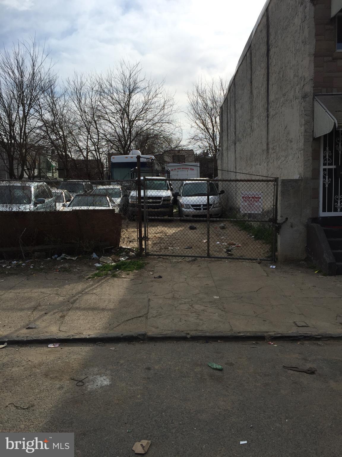 1944 E WILLARD STREET