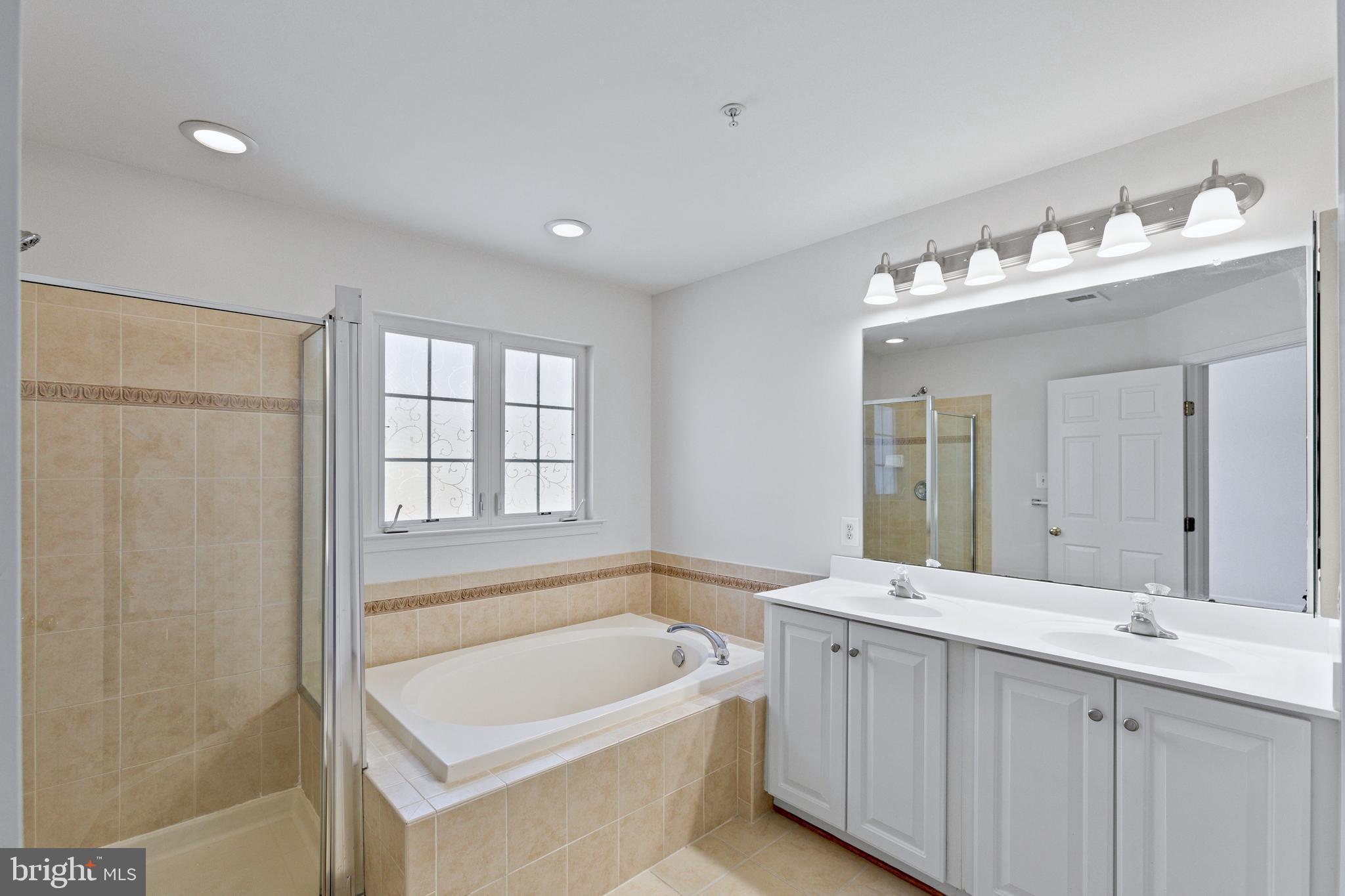 HAGERS CROSSING - Residential