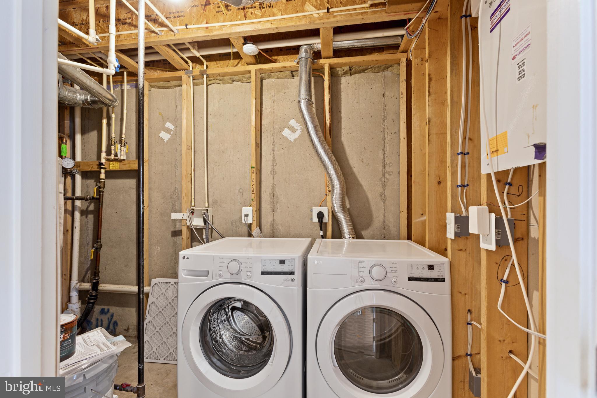 HAGERS CROSSING - Residential