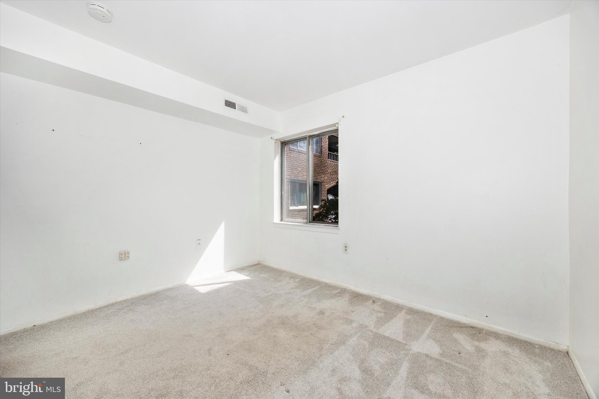 VILLA RIDGE CONDOMINIUM - Residential