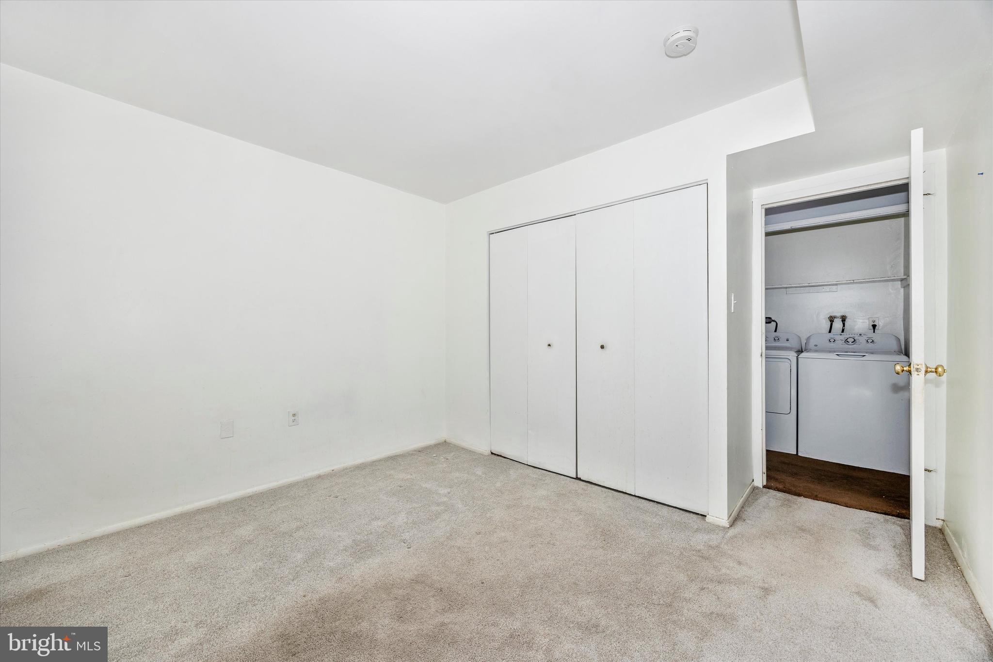 VILLA RIDGE CONDOMINIUM - Residential