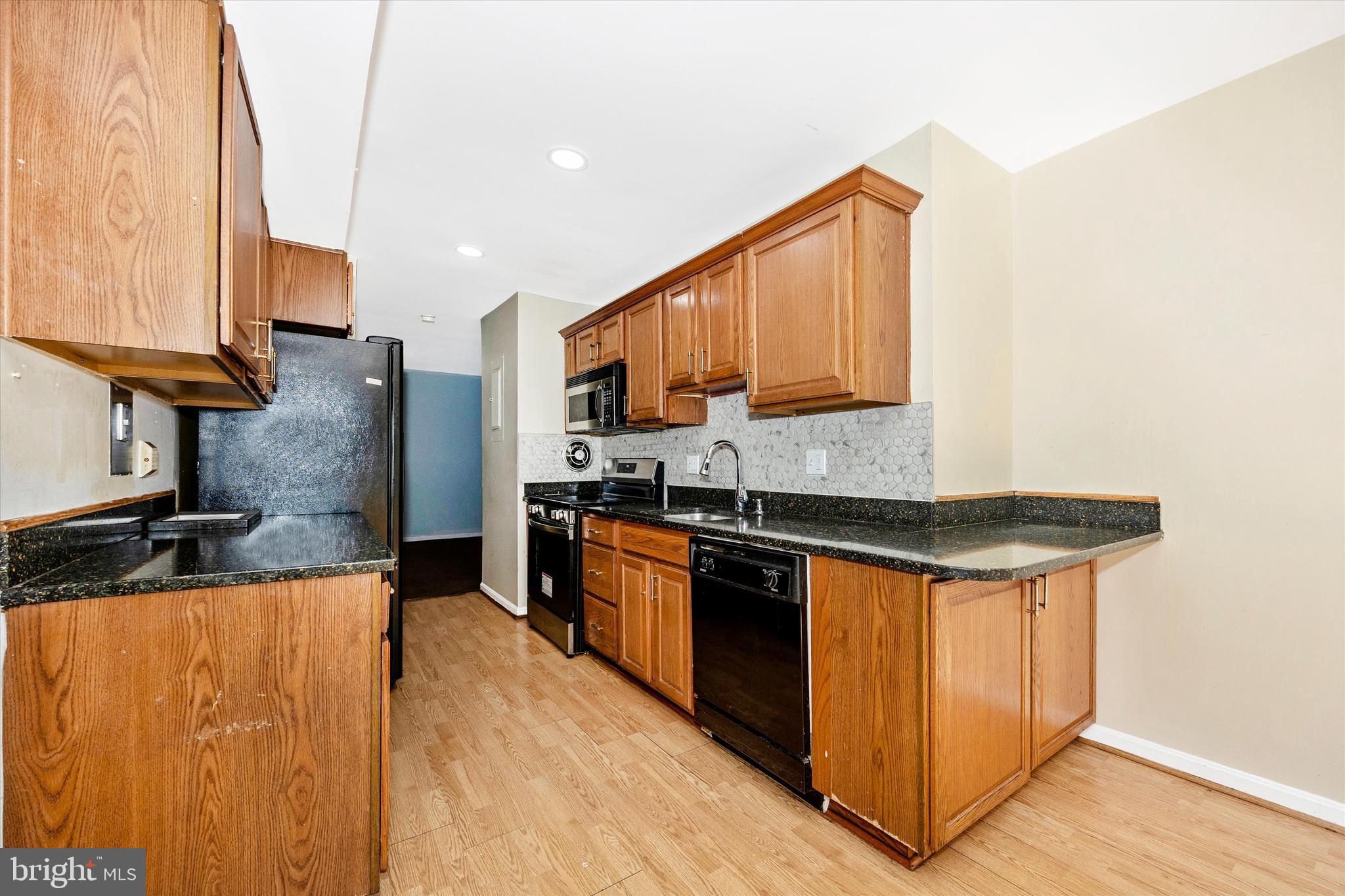 VILLA RIDGE CONDOMINIUM - Residential