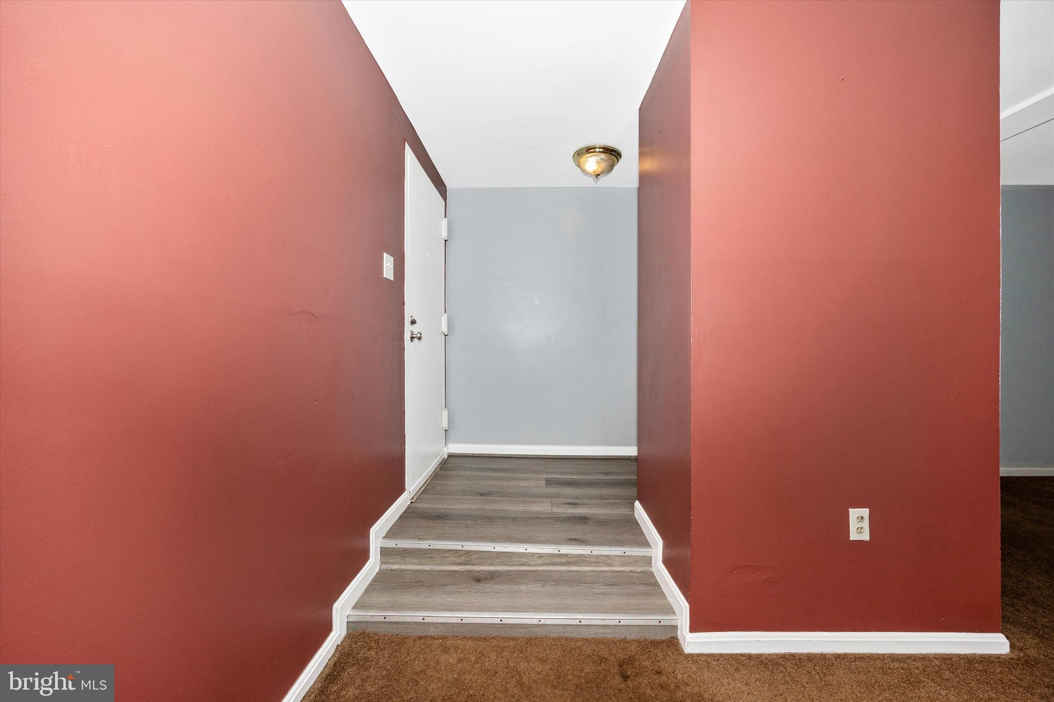 VILLA RIDGE CONDOMINIUM - Residential