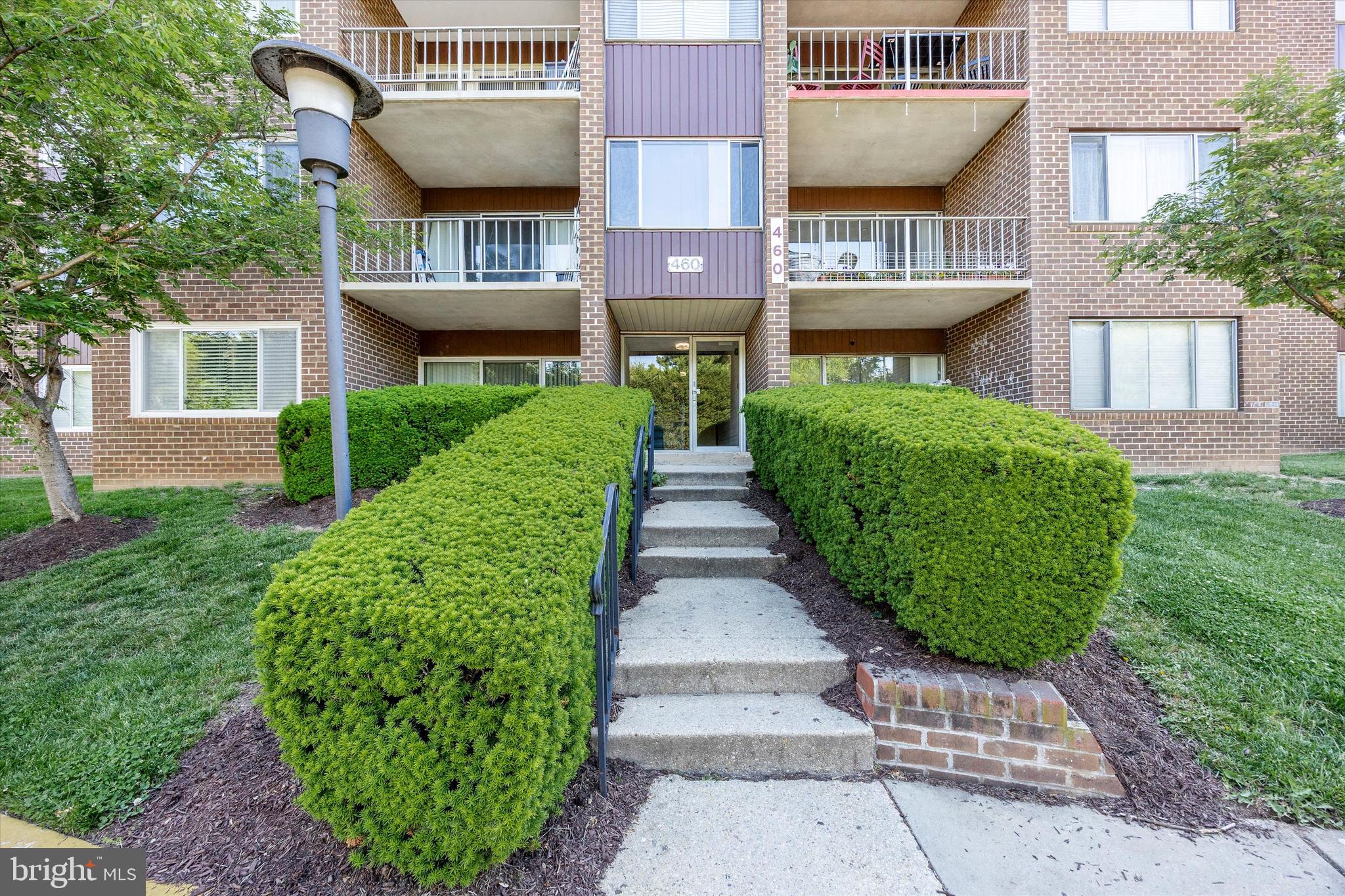 VILLA RIDGE CONDOMINIUM - Residential