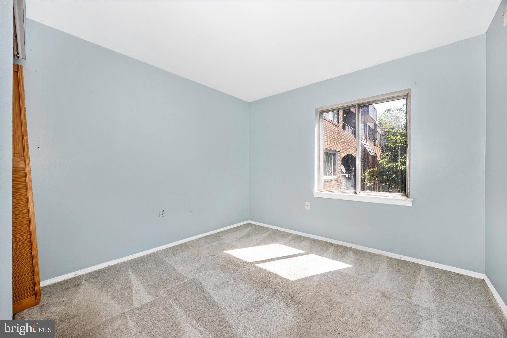 VILLA RIDGE CONDOMINIUM - Residential
