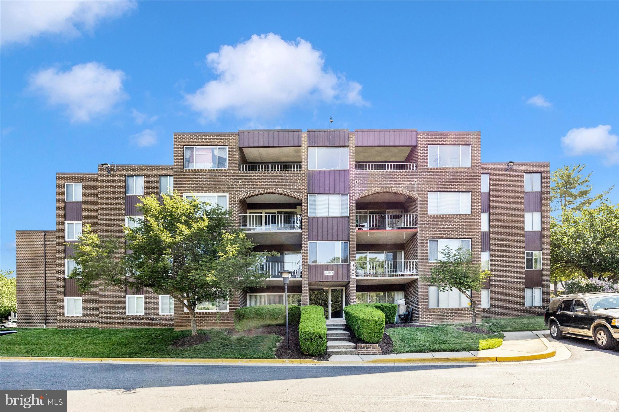 VILLA RIDGE CONDOMINIUM - Residential