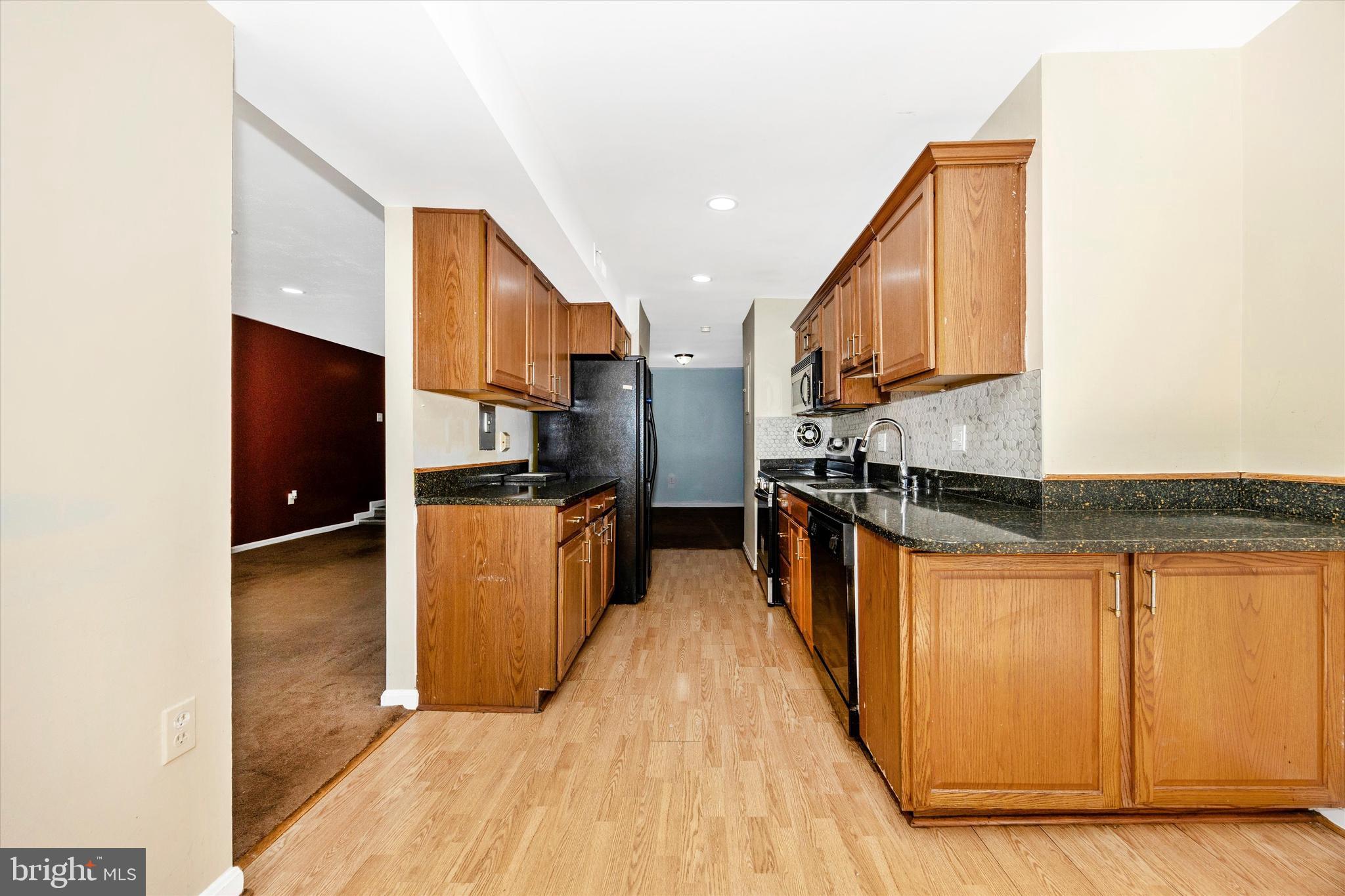 VILLA RIDGE CONDOMINIUM - Residential