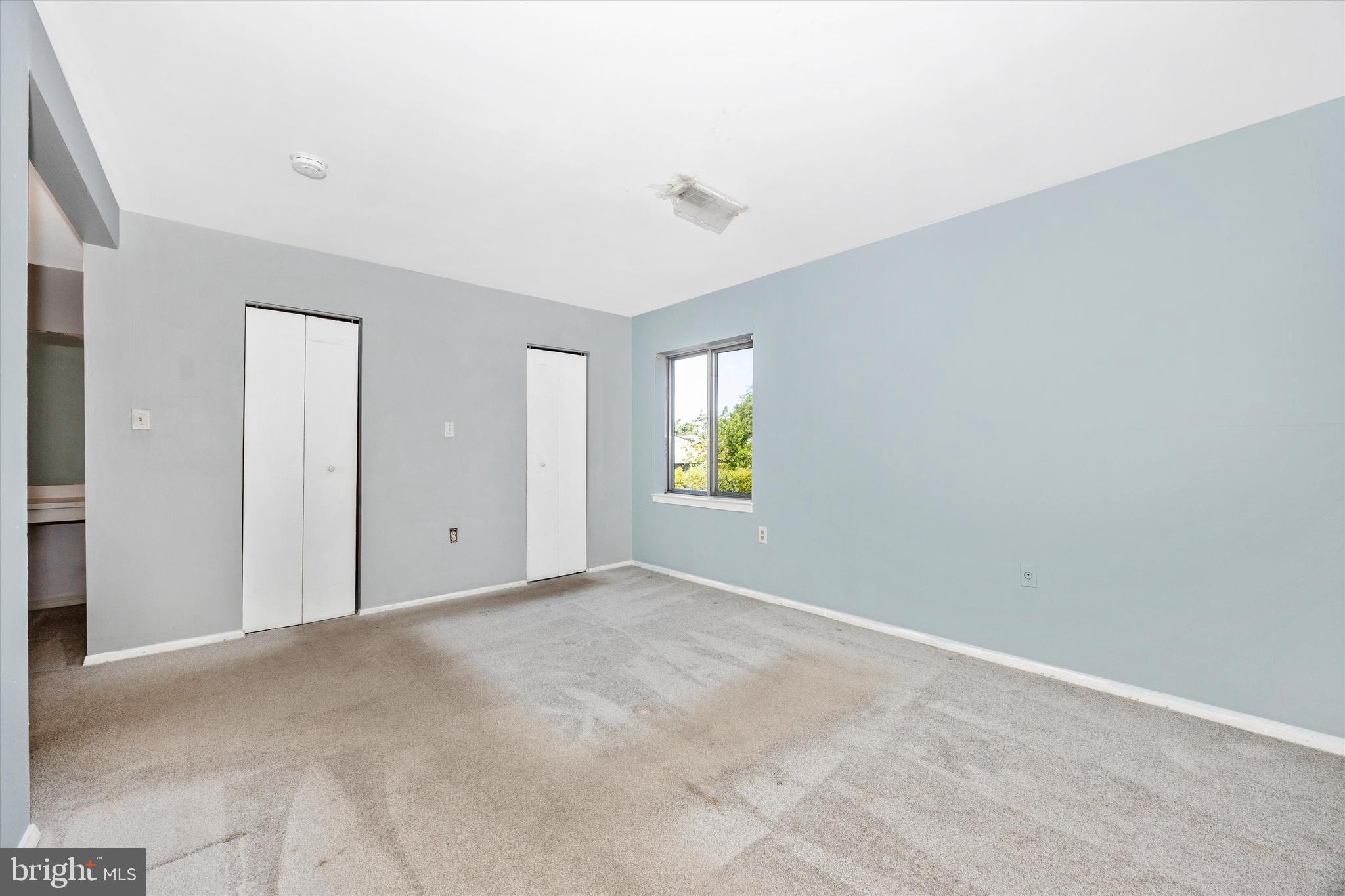 VILLA RIDGE CONDOMINIUM - Residential