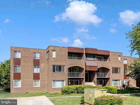 Condo For Sale - 460 Girard Street #204<br/> GAITHERSBURG, MD 20877