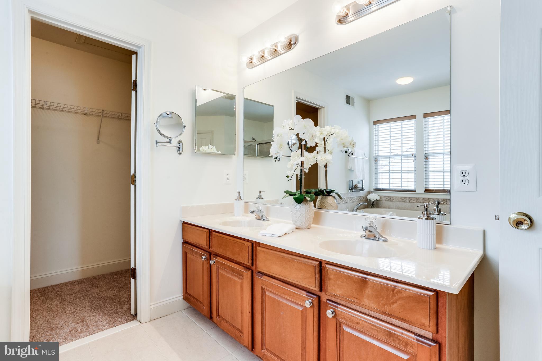 EMERSON - Residential