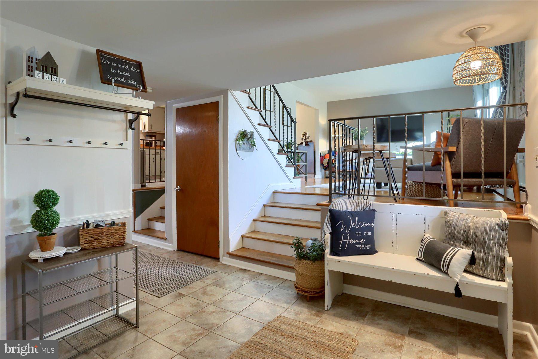 SKYLINE VIEW - Residential