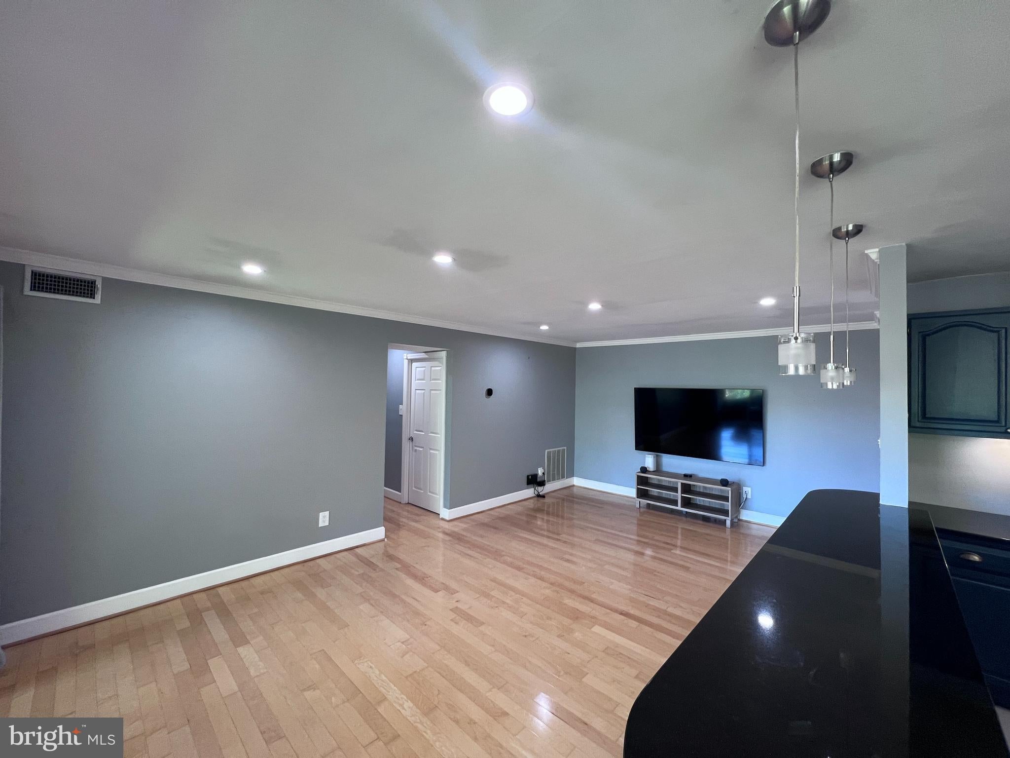 5821 EDSON LANE 303