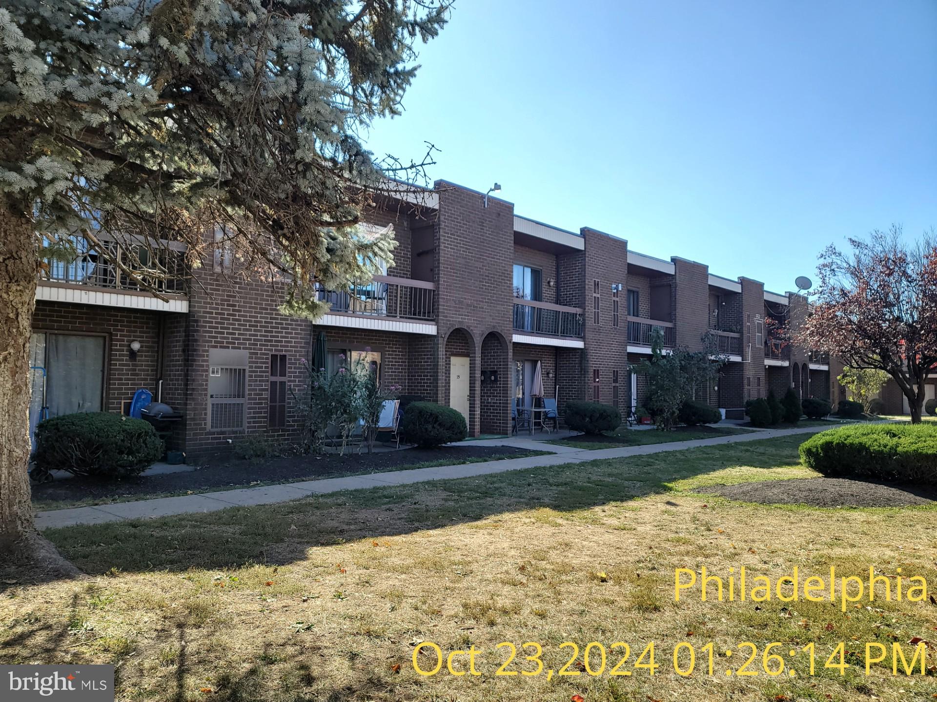 First floor 2 bedroom, 1 full bath condo-duplex features: spacious living room with sliding glass door to a balcony and storage closet; eat-in kitchen; dining area; laundry closet across from the full bath; laminated floors throughout.The unit completely renovated:Newer windows,gorgeous kitchen with stainless still appliances,all over spotlights,remodeling bathroom-just waiting You!!! Homeowners pay the condo fee(included in rent). First month rent, 2 security deposits required plus monthly $25 above the rent if pet available. Easy to show!