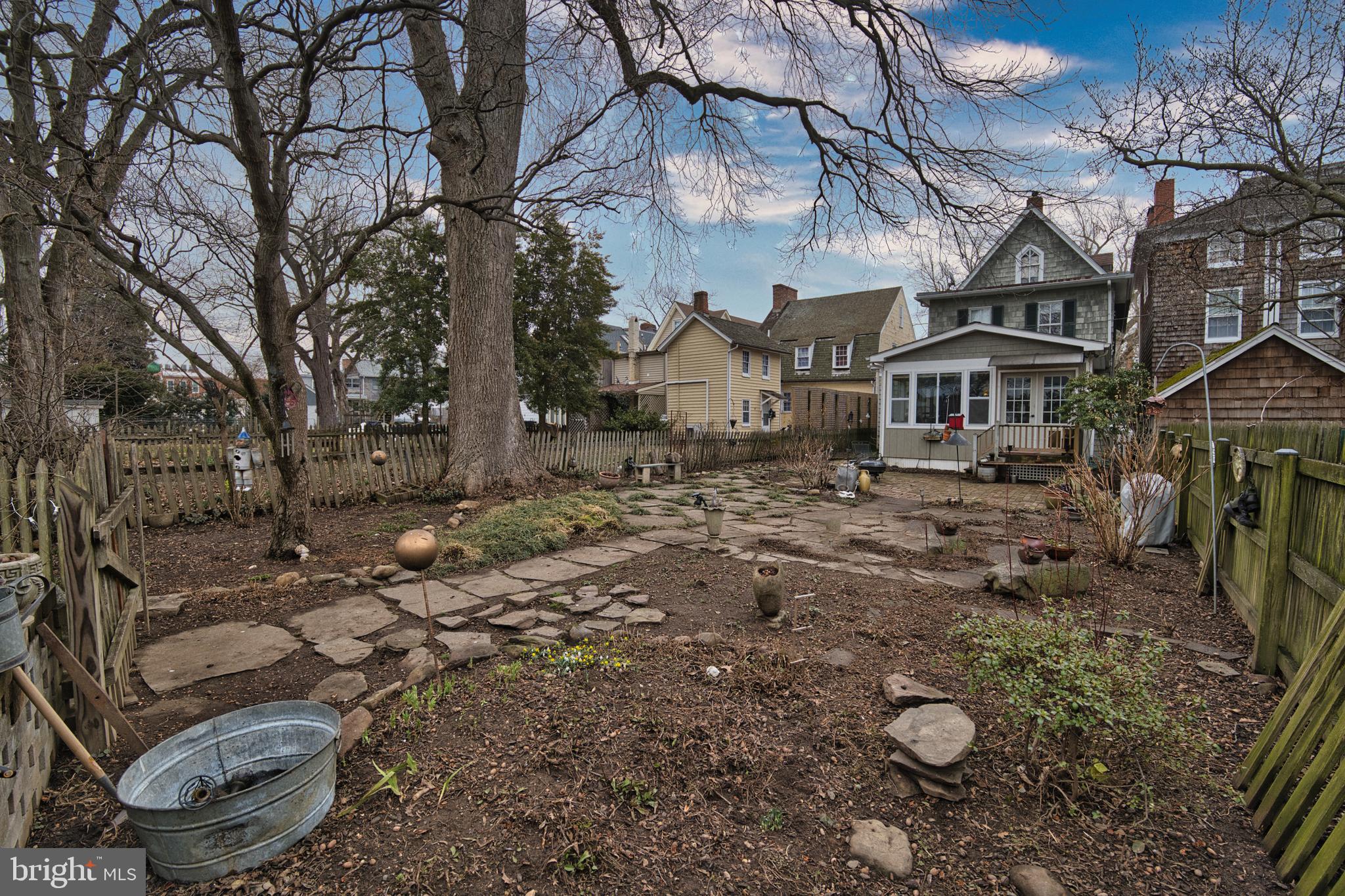 TOWN OF CENTREVILLE - Residential