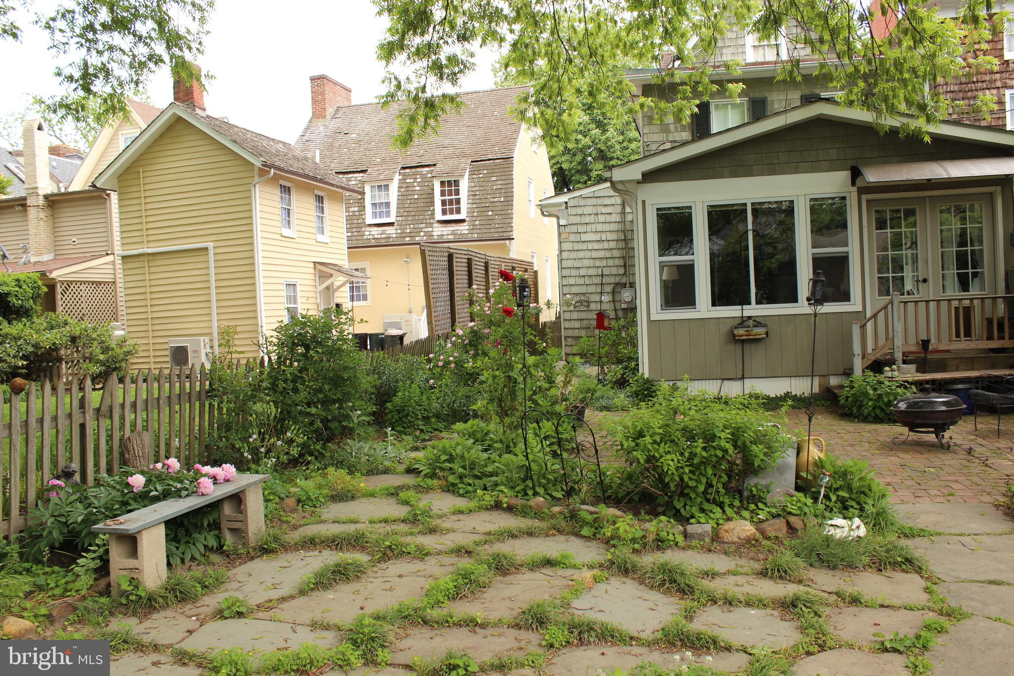 TOWN OF CENTREVILLE - Residential