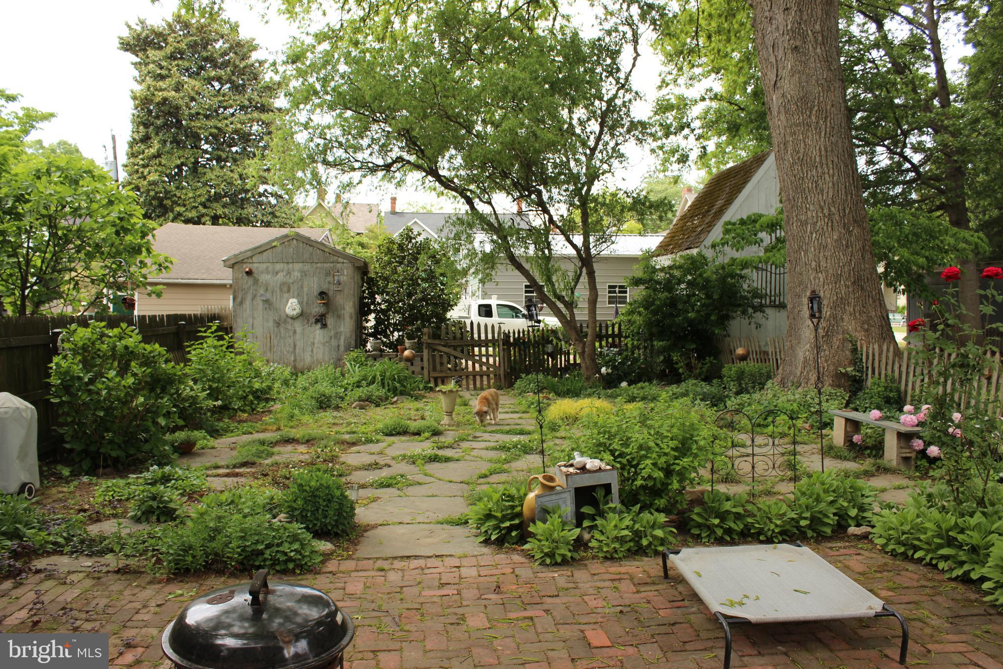 TOWN OF CENTREVILLE - Residential