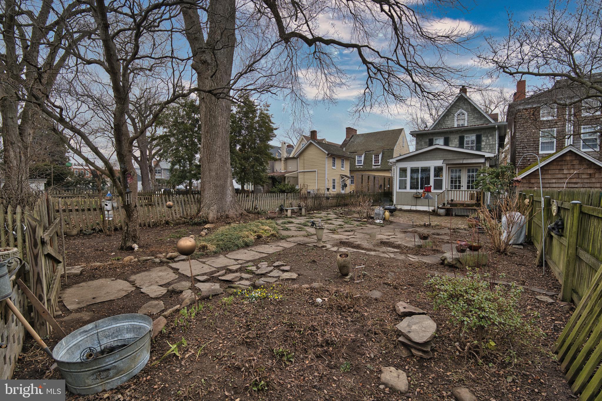 TOWN OF CENTREVILLE - Residential