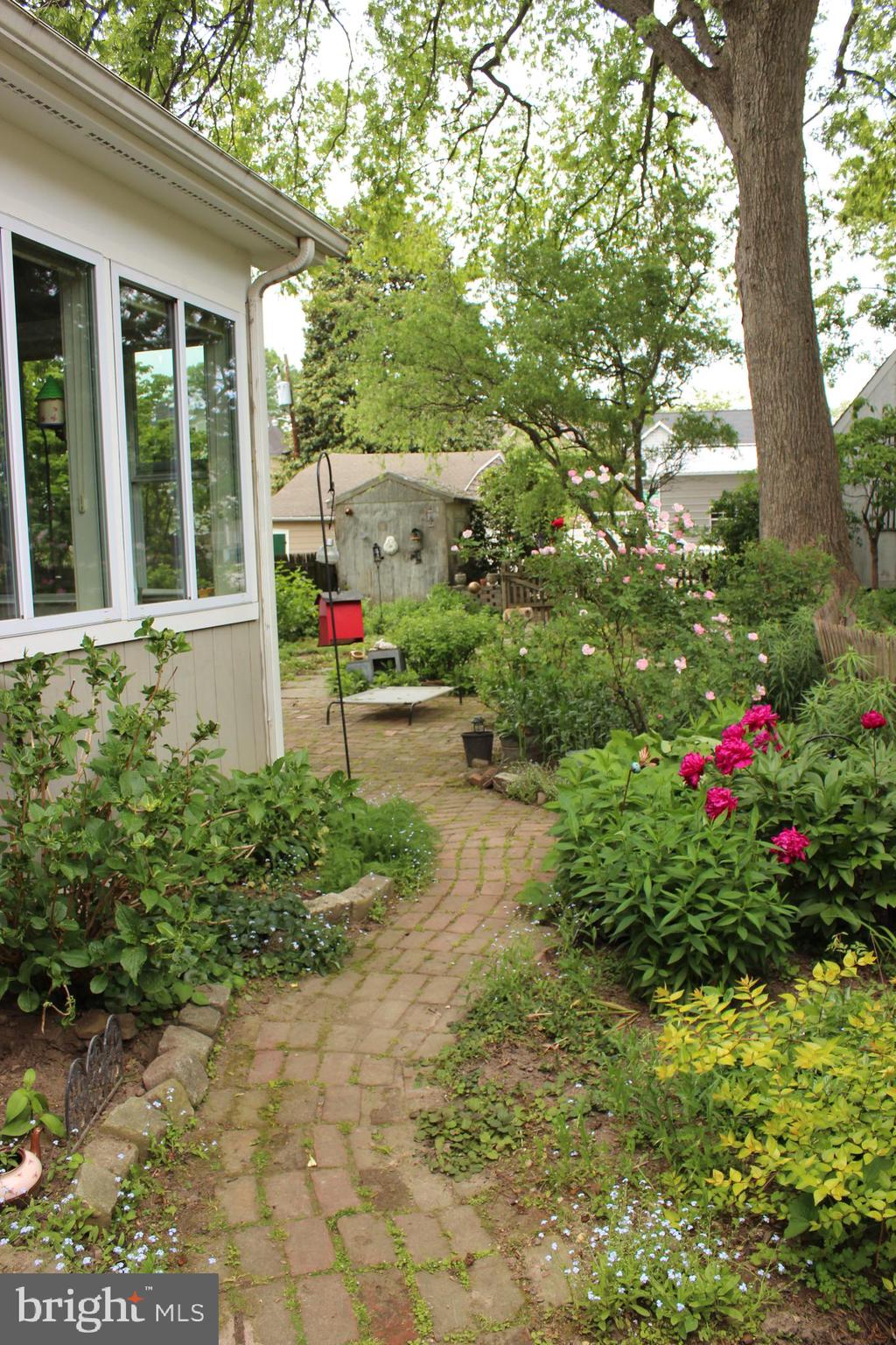 TOWN OF CENTREVILLE - Residential