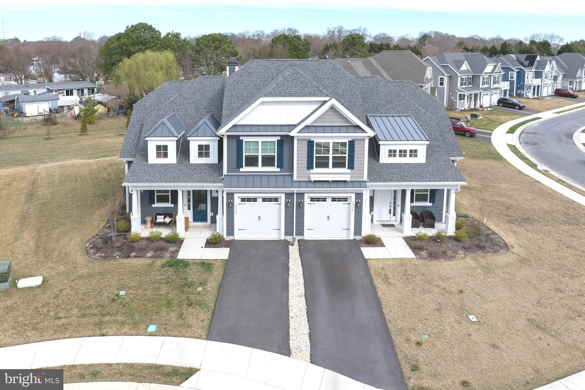 25304 RAZORBILL COURT