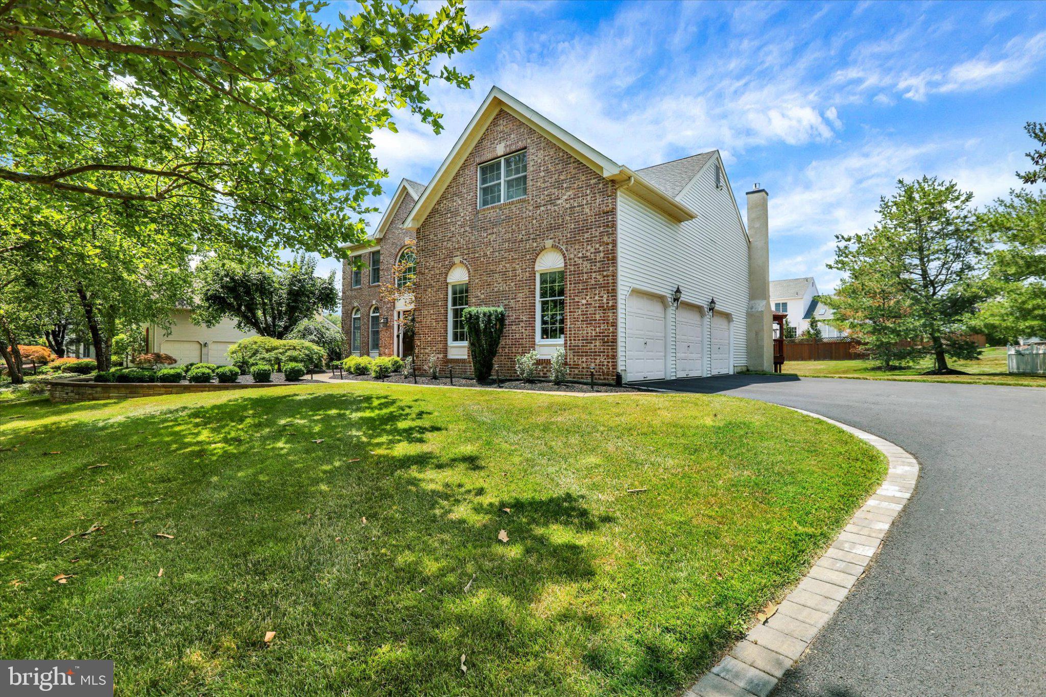 619 CHATWYCK LANE