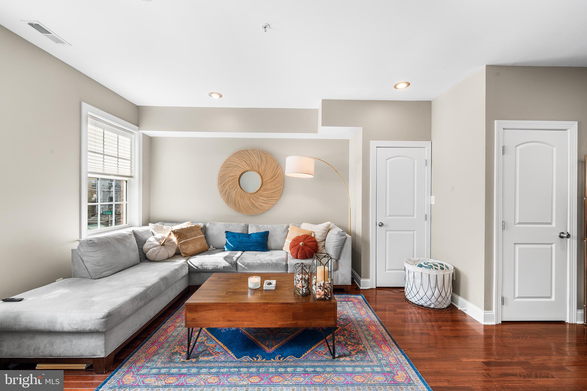 ART MUSEUM AREA - Residential