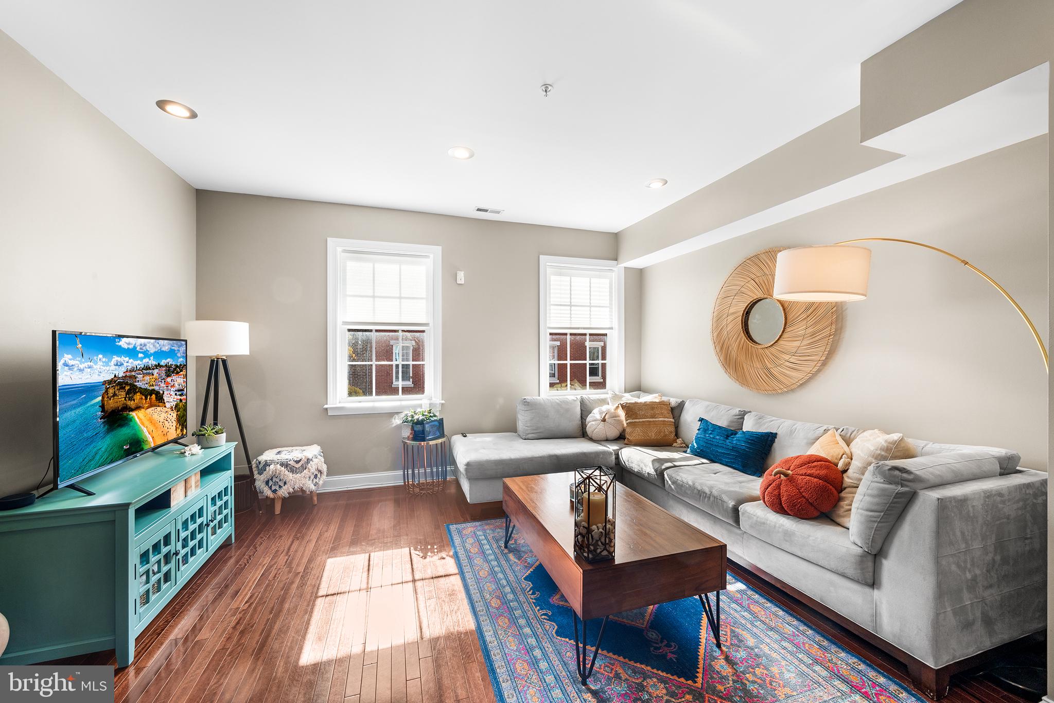 ART MUSEUM AREA - Residential