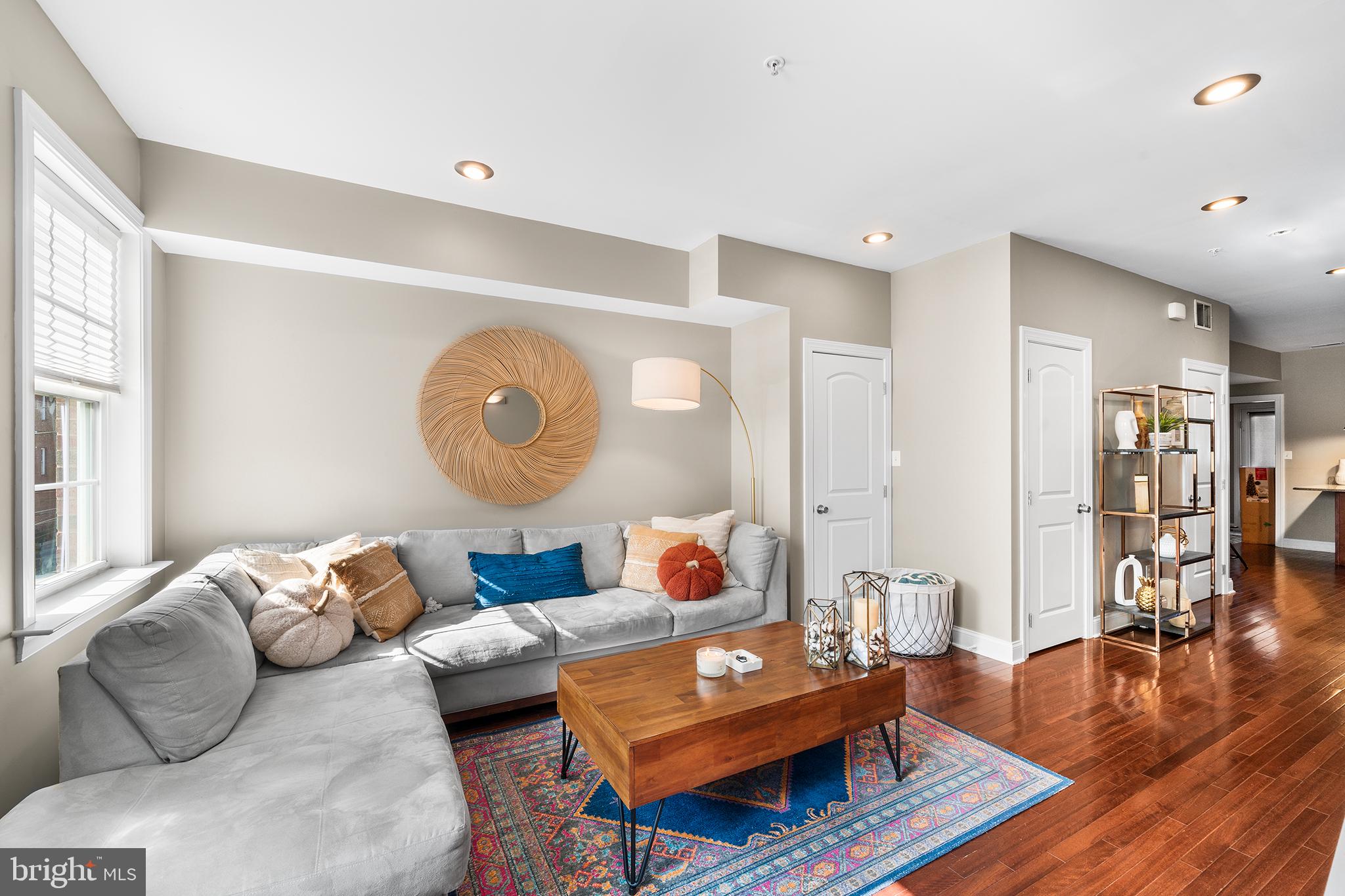 ART MUSEUM AREA - Residential