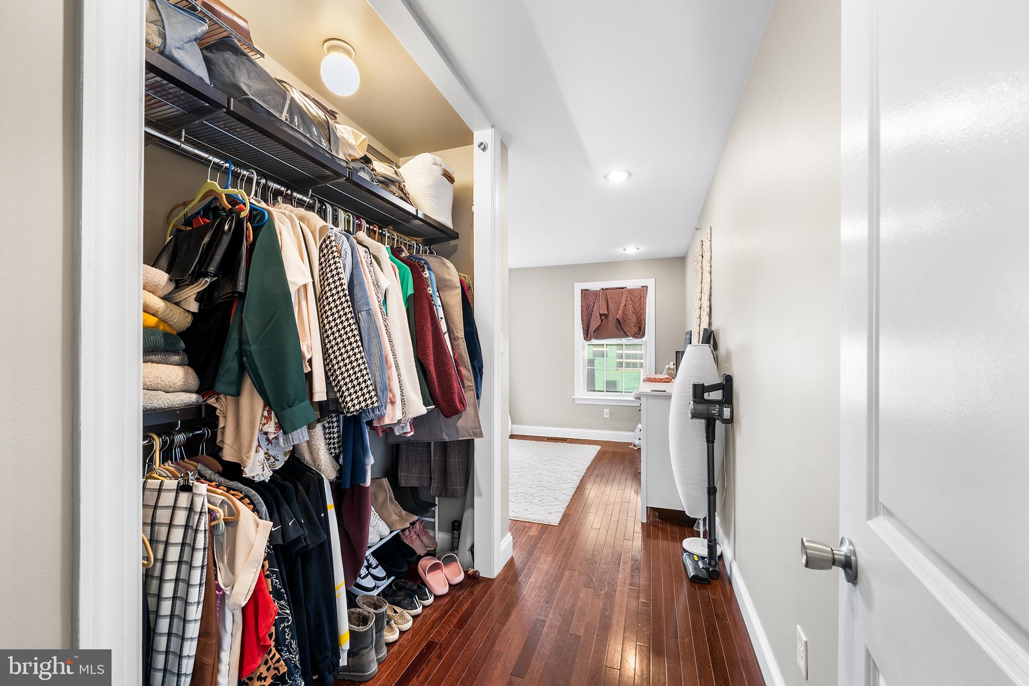 ART MUSEUM AREA - Residential